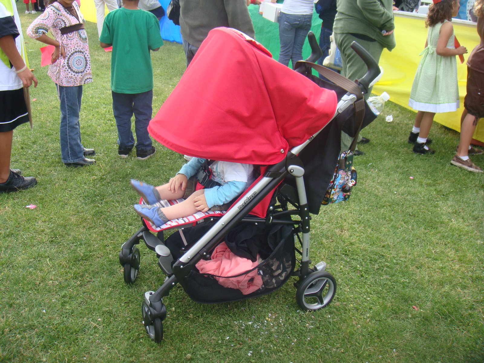 umbrella stroller with extended canopy